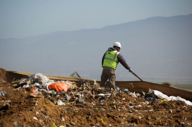 Worker.GonzalesLandfill